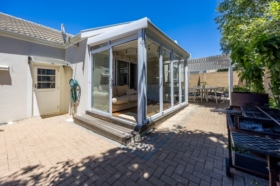 2 Bedroom Property for Sale in Pinehurst Western Cape